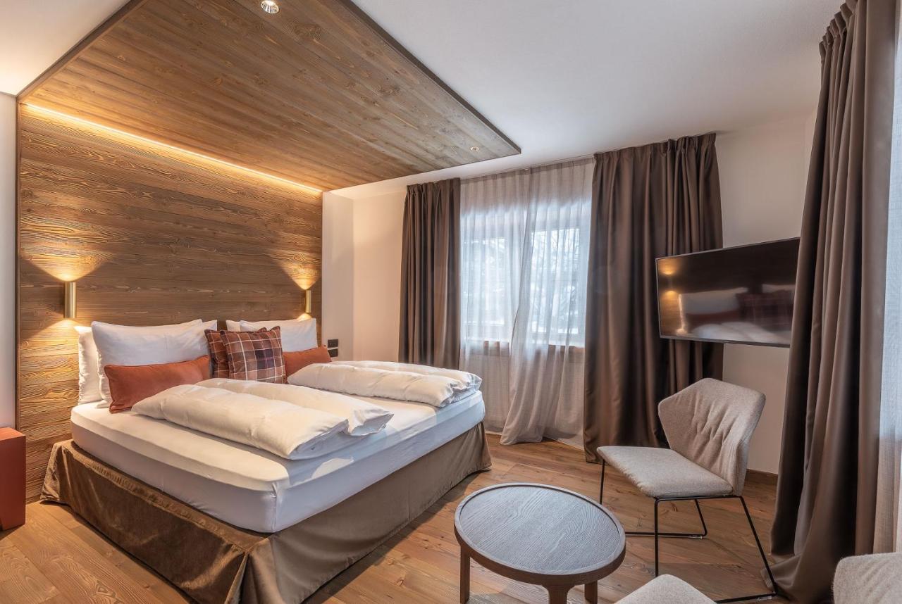 Cima Dodici B&B - Apartments Sexten Exterior photo